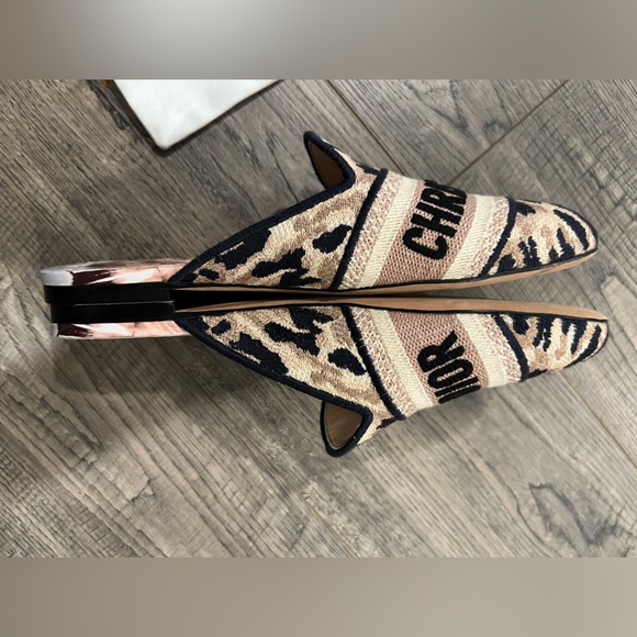 Christian Dior Dway Embroidered Cotton Canvas And Leather Slippers - Picture 9 of 10